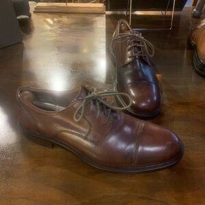 Classic Brown Leather Men's Shoes